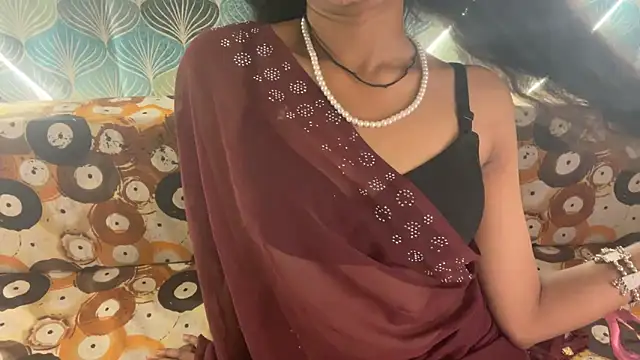 shuhana  online show from 11-25-25, 04:57