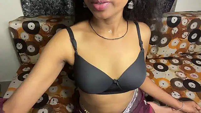 Snapshot of shuhana_ chatting on 06-01-26, 04:56 shuhana online show from 06-01-26, 04:56