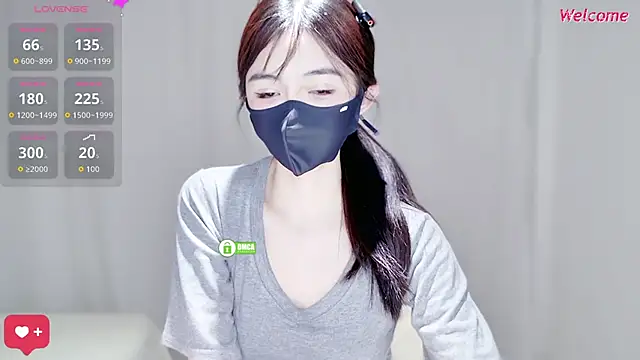 Snapshot of Duduludululu chatting on 02-10-26, 12:37 Duduludululu online show from 02-10-26, 12:37