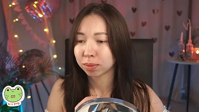 Sarah Son online show from 02-17-25, 05:36