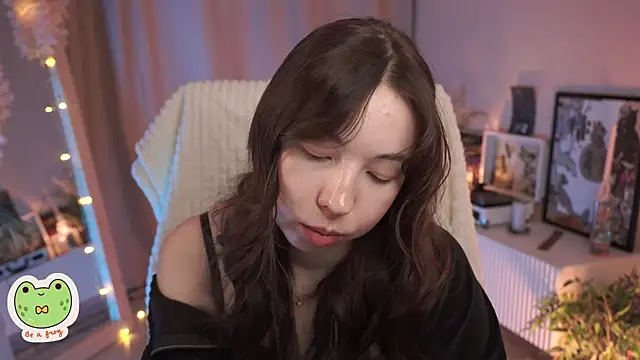 Sarah Son online show from 03-17-25, 08:51