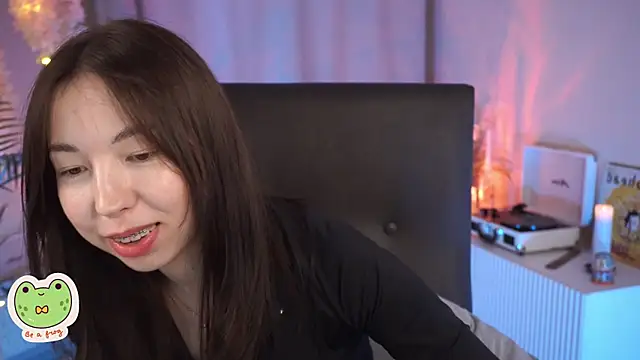 Sarah Son online show from 02-27-25, 08:56