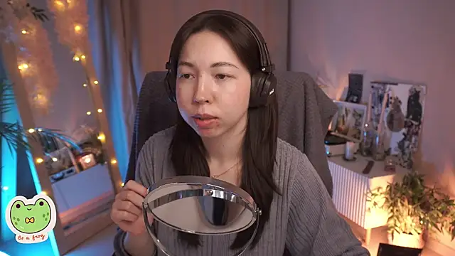 Sarah Son online show from 03-14-25, 08:42