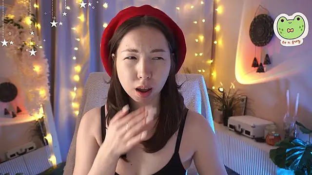 Sarah Son online show from 10-15-25, 05:06