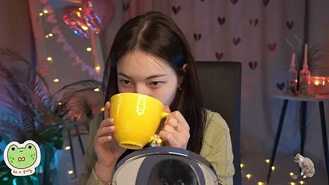 Sarah Son online show from 02-18-25, 05:31