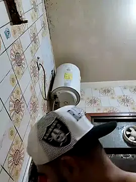 Magicman09xh online show from 02-22-26, 04:30