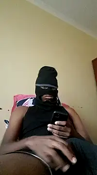 Snapshot of Gifttheskimaskboy chatting on 12-25-24, 04:01 Gifttheskimaskboy online show from 12-25-24, 04:01