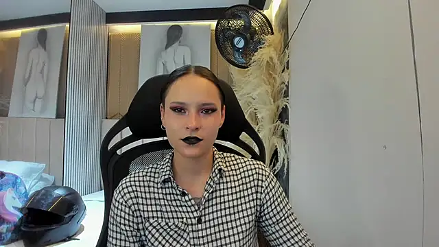 AnnyThompson  online show from 03-28-26, 10:55