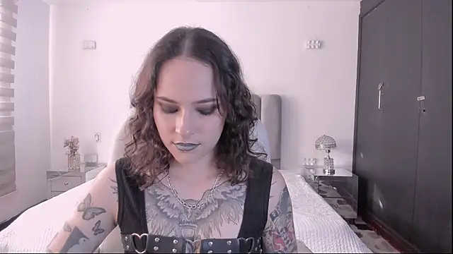 AnnyThompson  online show from 02-23-26, 09:37