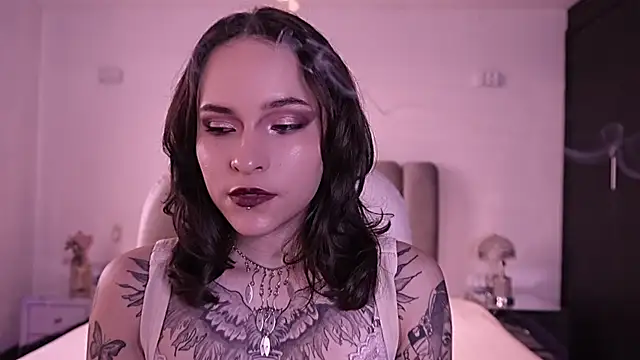 AnnyThompson  online show from 02-20-26, 09:28