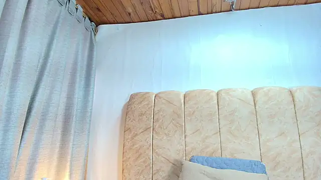 Zoe Curvy online show from 11-29-25, 12:49