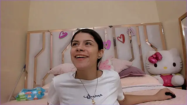 Snapshot of TifanyChill chatting on 02-11-25, 05:50 TifanyChill online show from 02-11-25, 05:50