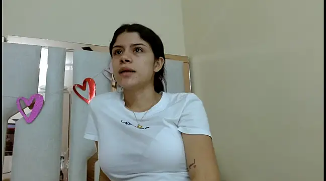 Snapshot of TifanyChill chatting on 03-17-25, 08:09 TifanyChill online show from 03-17-25, 08:09