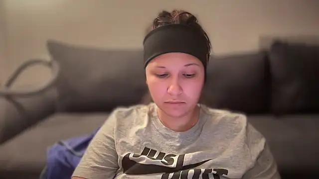 minette-sexy online show from 10-05-25, 07:59