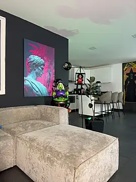 milaivanova online show from 10-23-25, 12:15