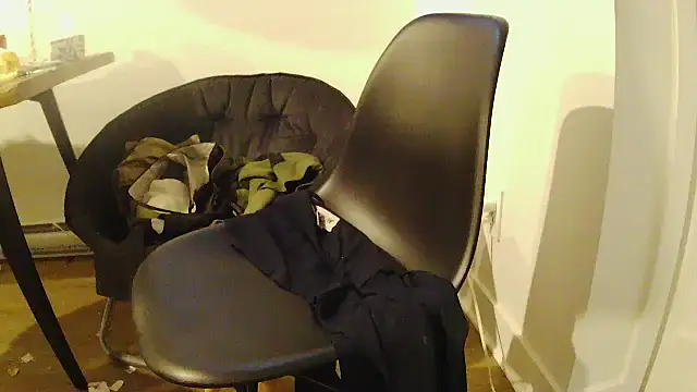 L0cKyseven77 online show from 10-19-25, 11:46