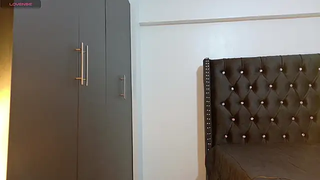 online bestie online show from 02-19-25, 07:05