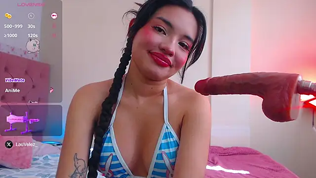 lauvelez   online show from 04-14-26, 01:27
