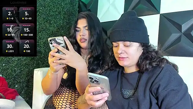 Snapshot of snowflake_xxx chatting on 02-26-26, 04:01 snowflake xxx online show from 02-26-26, 04:01