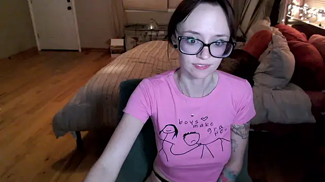 Snapshot of Plantbabeee chatting on 03-17-25, 05:56 Plantbabeee online show from 03-17-25, 05:56