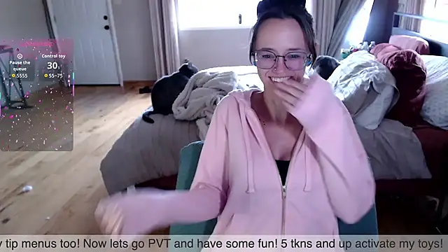 Snapshot of Plantbabeee chatting on 10-06-25, 05:24 Plantbabeee online show from 10-06-25, 05:24