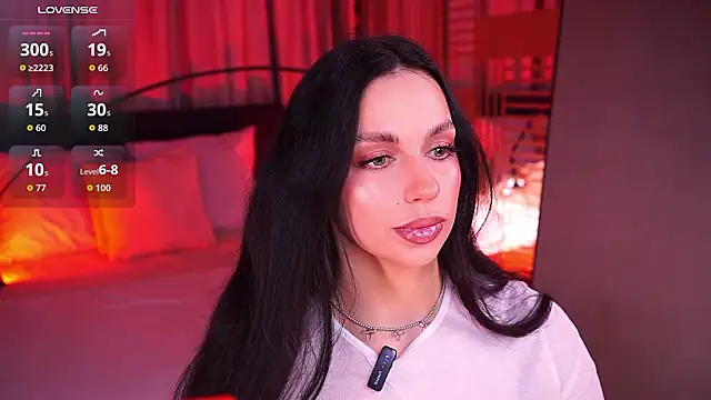 LunaNight online show from 02-20-26, 08:33