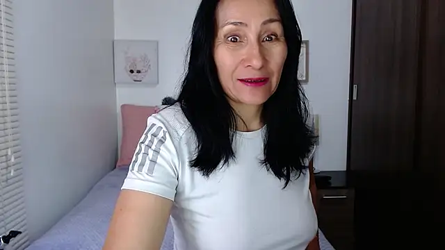 Maira B online show from 03-04-26, 03:09