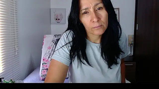 Maira B online show from 03-18-26, 03:57