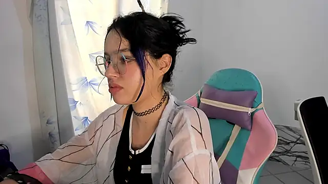 Snapshot of WandaDoll chatting on 03-02-25, 03:30 WandaDoll online show from 03-02-25, 03:30