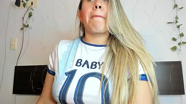 eleecttraa 12 online show from 02-22-25, 03:12