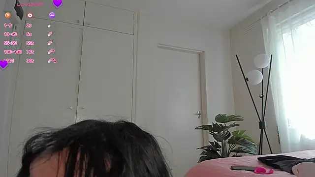 Snapshot of _sandy_s chatting on 02-13-25, 12:24  sandy s online show from 02-13-25, 12:24