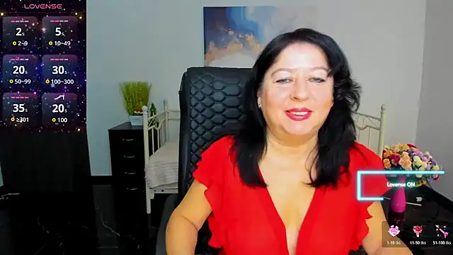 Julia Dean online show from 02-06-26, 12:56