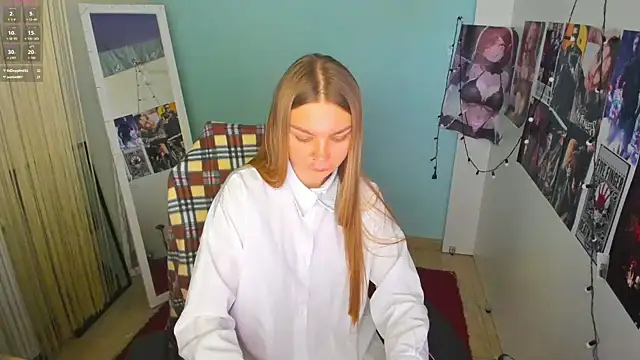 Snapshot of Molly_sweetie chatting on 03-04-25, 10:13 Molly sweetie online show from 03-04-25, 10:13