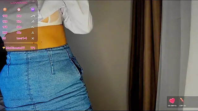 Snapshot of Molly_sweetie chatting on 01-31-26, 07:12 Molly sweetie online show from 01-31-26, 07:12