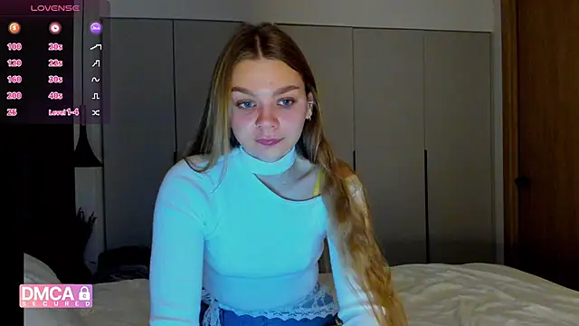 Molly sweetie online show from 12-05-25, 07:18