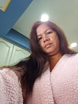 XLennaMX online show from 01-18-26, 06:22