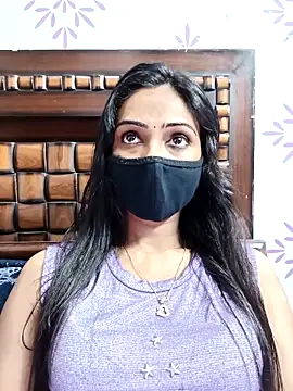 Snapshot of Yours-Bebo chatting on 02-25-26, 10:48 Yours-Bebo online show from 02-25-26, 10:48