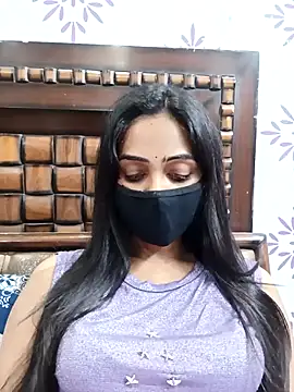 Snapshot of Yours-Bebo chatting on 11-21-25, 06:51 Yours-Bebo online show from 11-21-25, 06:51