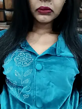 Snapshot of Yours-Bebo chatting on 11-19-25, 10:04 Yours-Bebo online show from 11-19-25, 10:04