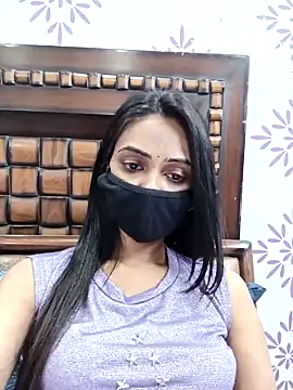 Snapshot of Yours-Bebo chatting on 03-18-25, 05:44 Yours-Bebo online show from 03-18-25, 05:44