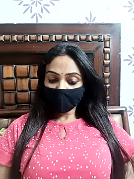 Snapshot of Yours-Bebo chatting on 05-02-26, 11:37 Yours-Bebo online show from 05-02-26, 11:37