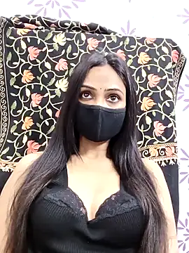 Snapshot of Yours-Bebo chatting on 02-24-25, 04:15 Yours-Bebo online show from 02-24-25, 04:15