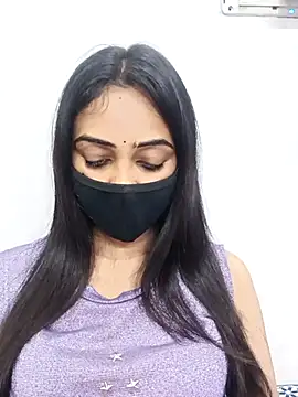 Snapshot of Yours-Bebo chatting on 11-12-25, 01:15 Yours-Bebo online show from 11-12-25, 01:15