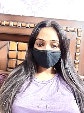 Snapshot of Yours-Bebo chatting on 02-13-26, 03:39 Yours-Bebo online show from 02-13-26, 03:39