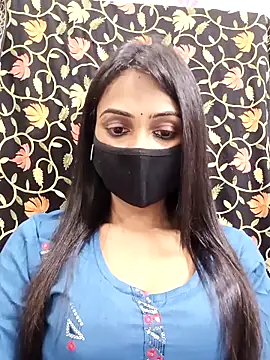 Snapshot of Yours-Bebo chatting on 02-18-25, 09:43 Yours-Bebo online show from 02-18-25, 09:43