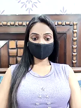 Snapshot of Yours-Bebo chatting on 03-18-25, 02:39 Yours-Bebo online show from 03-18-25, 02:39