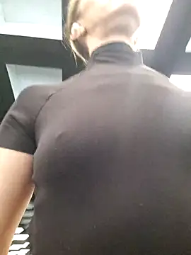 Miss    Mia  online show from 03-07-26, 09:27