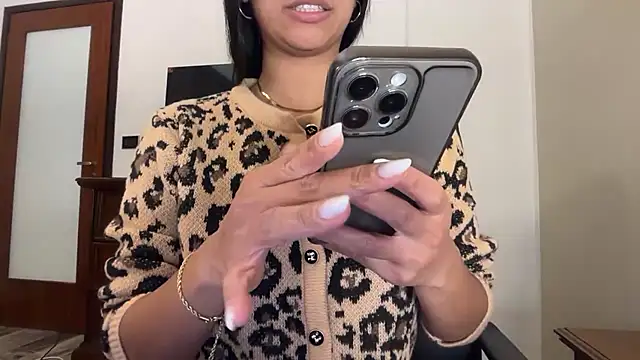 Dulce latingirl online show from 12-17-25, 09:09