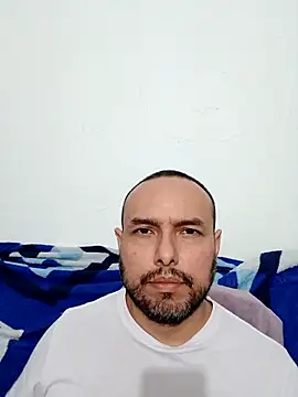 Snapshot of ElSunEagle chatting on 02-22-26, 02:36 ElSunEagle online show from 02-22-26, 02:36