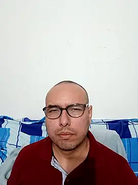 Snapshot of ElSunEagle chatting on 02-02-26, 01:15 ElSunEagle online show from 02-02-26, 01:15